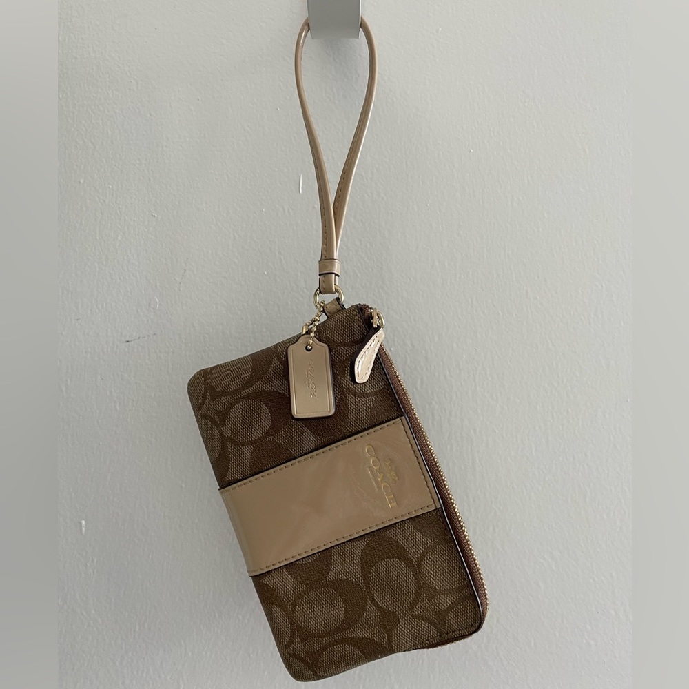 Coach Signature Leather Wristlet